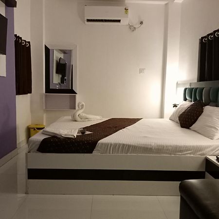 Hotel Green Leaf Kalkata Exteriér fotografie